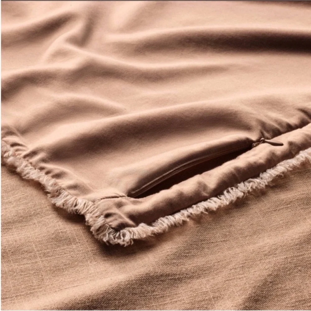 NWT King Heavyweight Linen Blend Comforter and Sham Set Light Adobe Clay